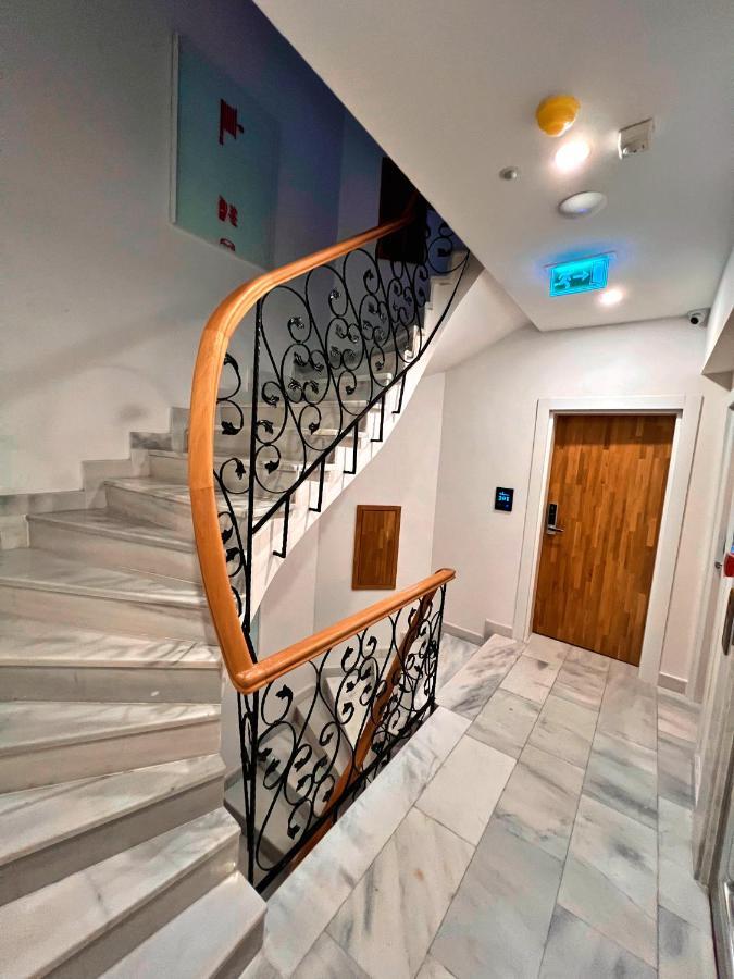 Uk Hotel Istanbul Eksteriør bilde